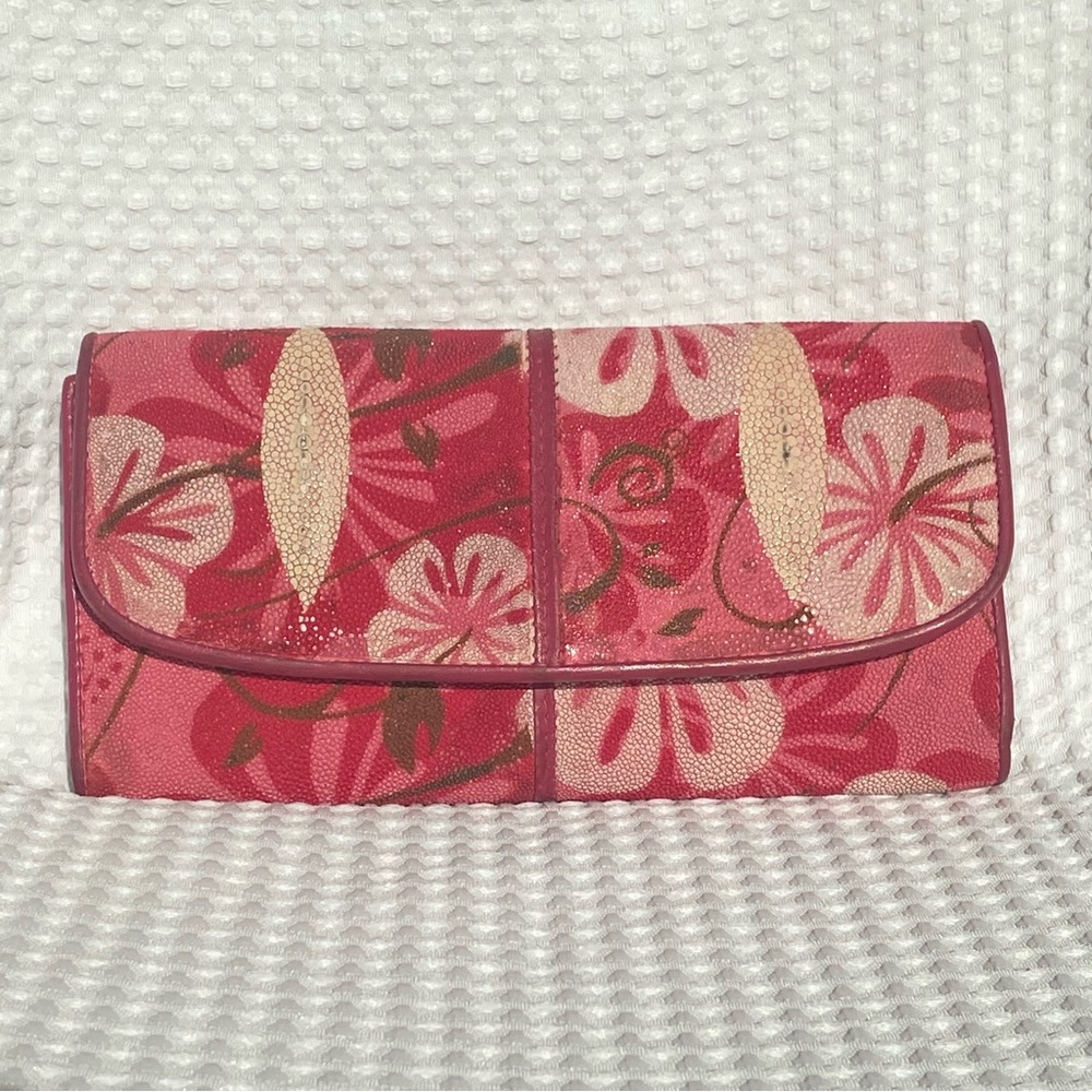Exotic leather genuine stingray Floral Tropical  Pink and Cream wallet 2 eyes